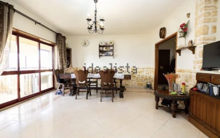 Apartamento T3 na Ribeirada